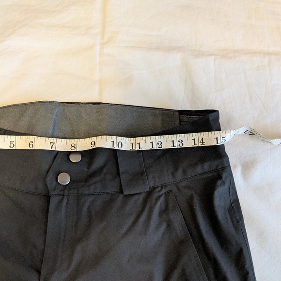 Like New Patagonia Women's Insulated Ski Pants Size XS - Picture 3 of 11